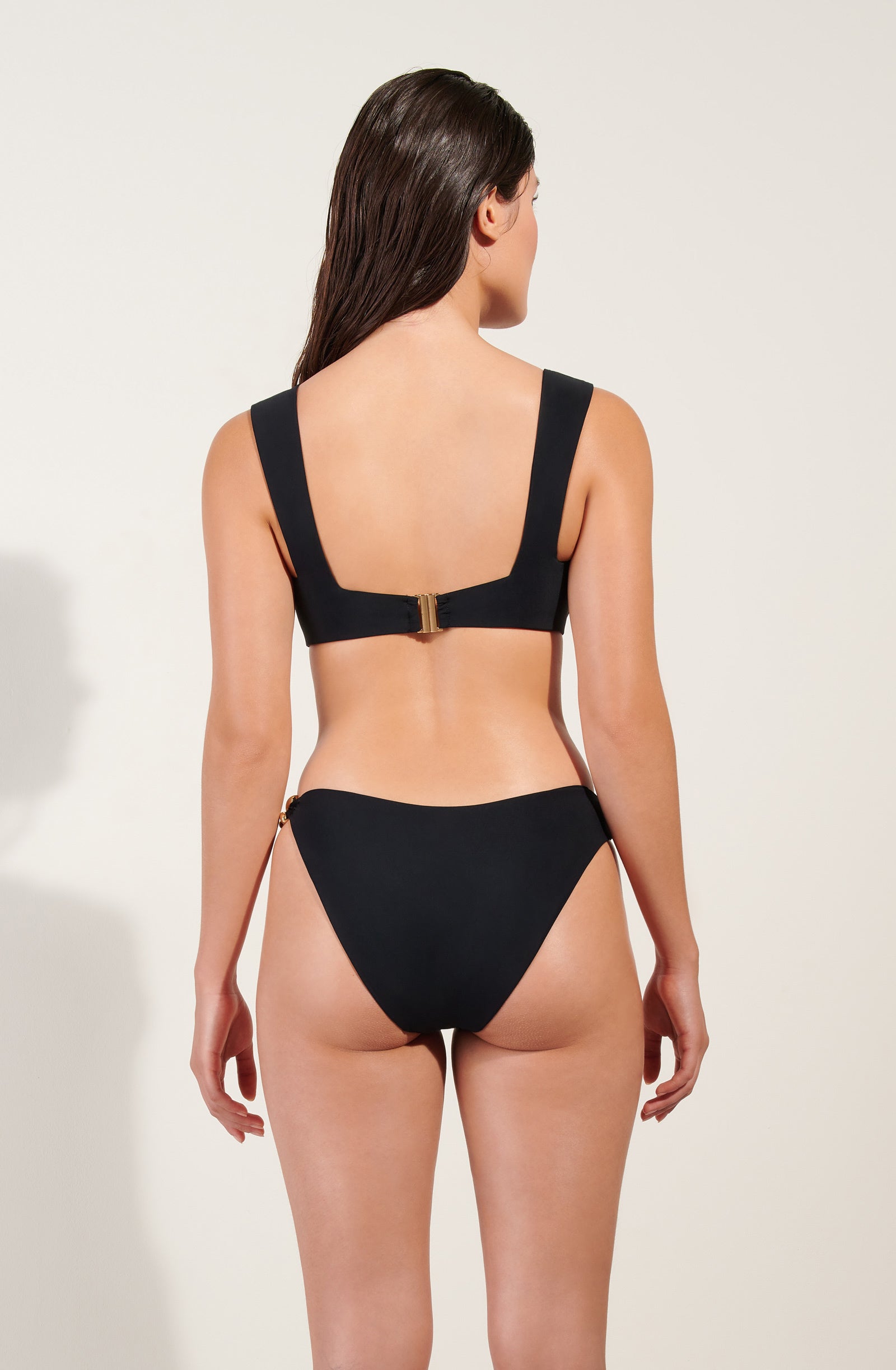 ephy Haut de maillot de bain brassière noir à bijoux doré