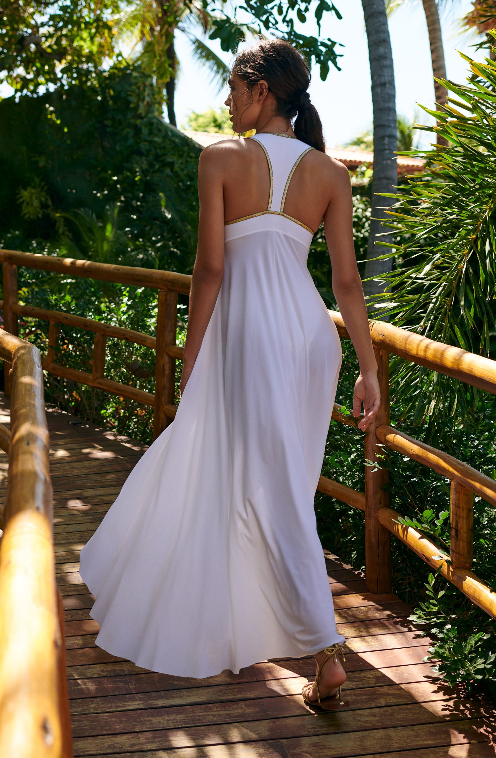 rosane Robe longue blanche ouverte sur le devant