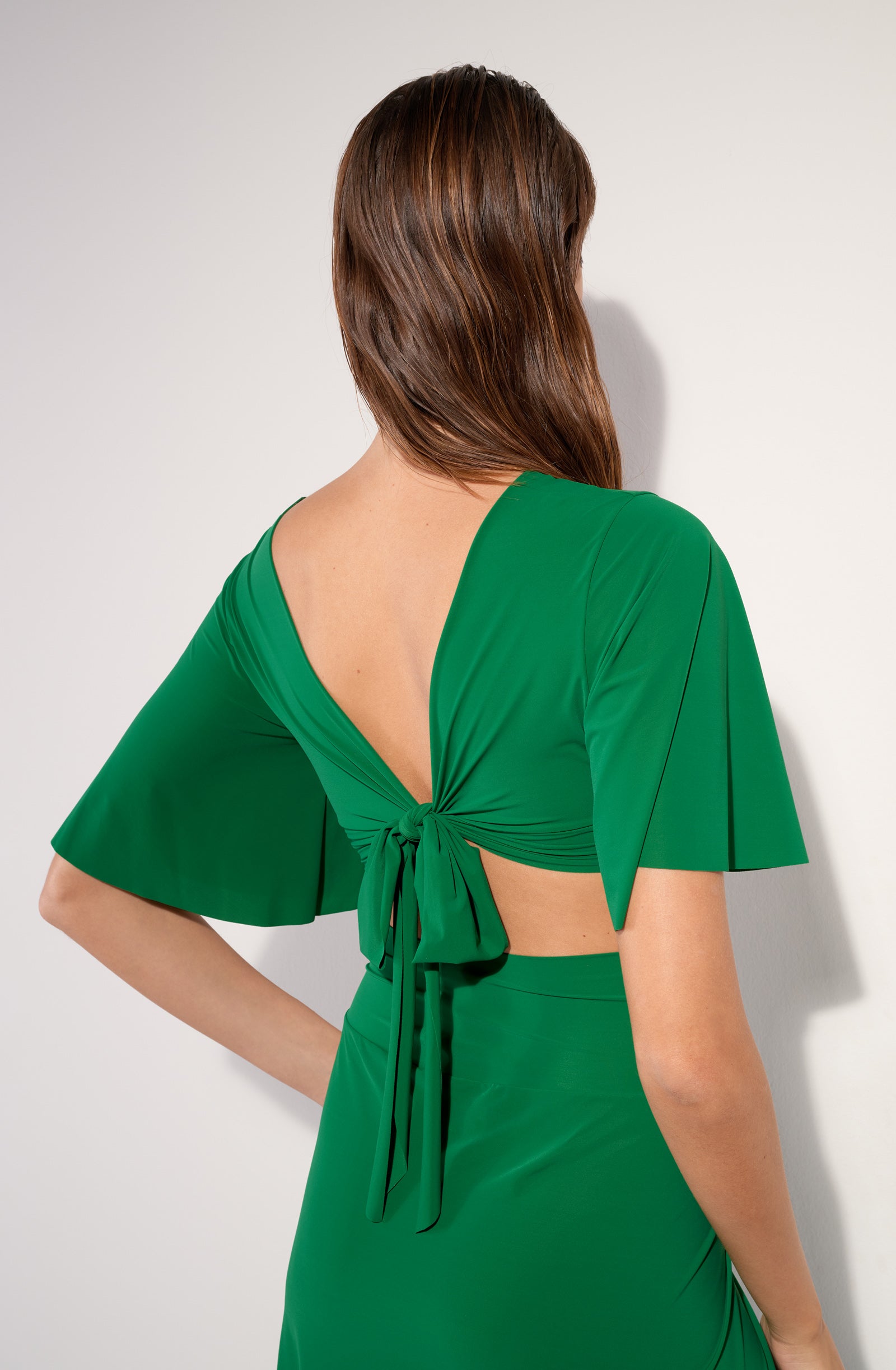 tainy crop top cache coeur jade