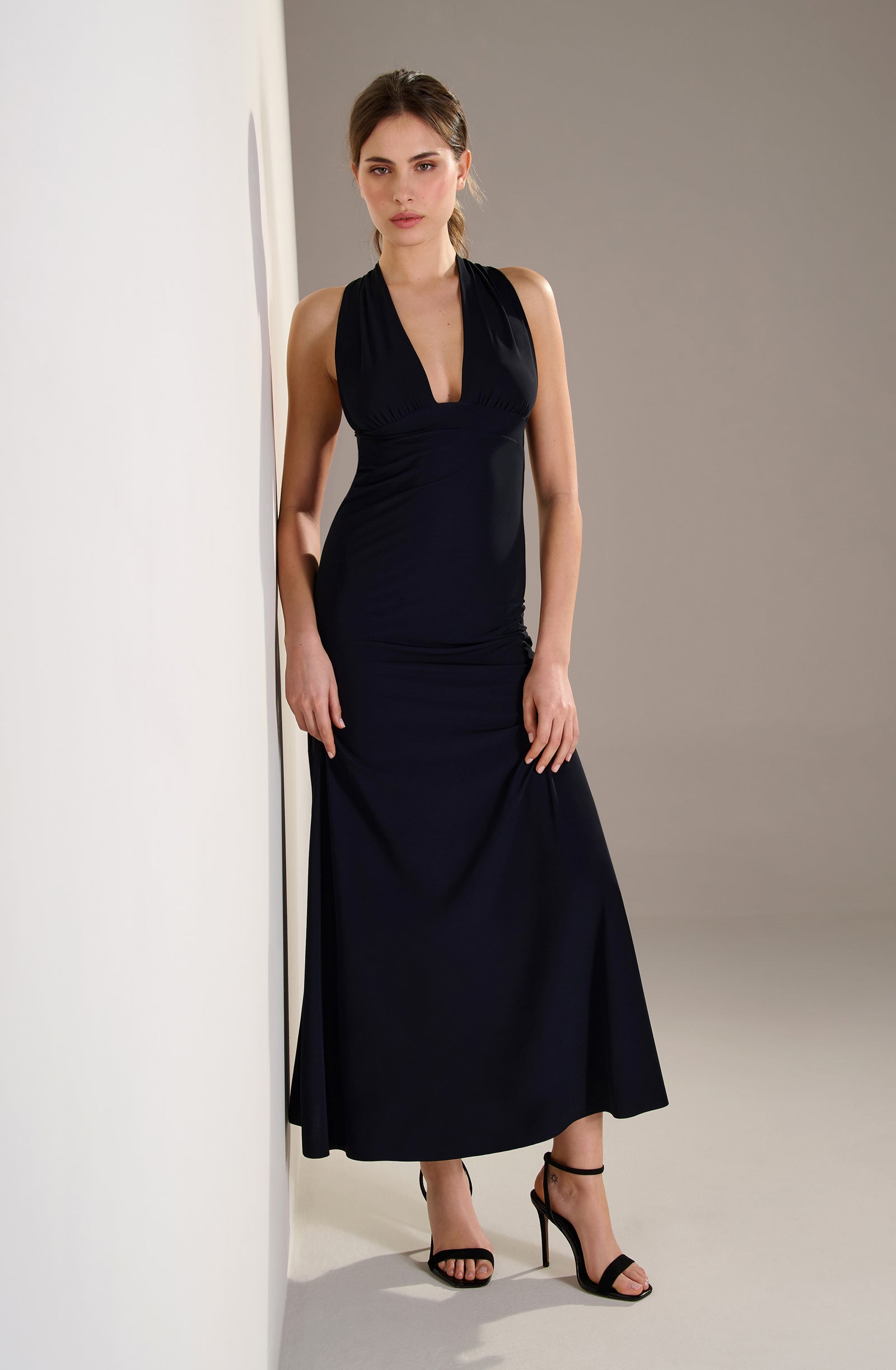 reena black flared maxi dress