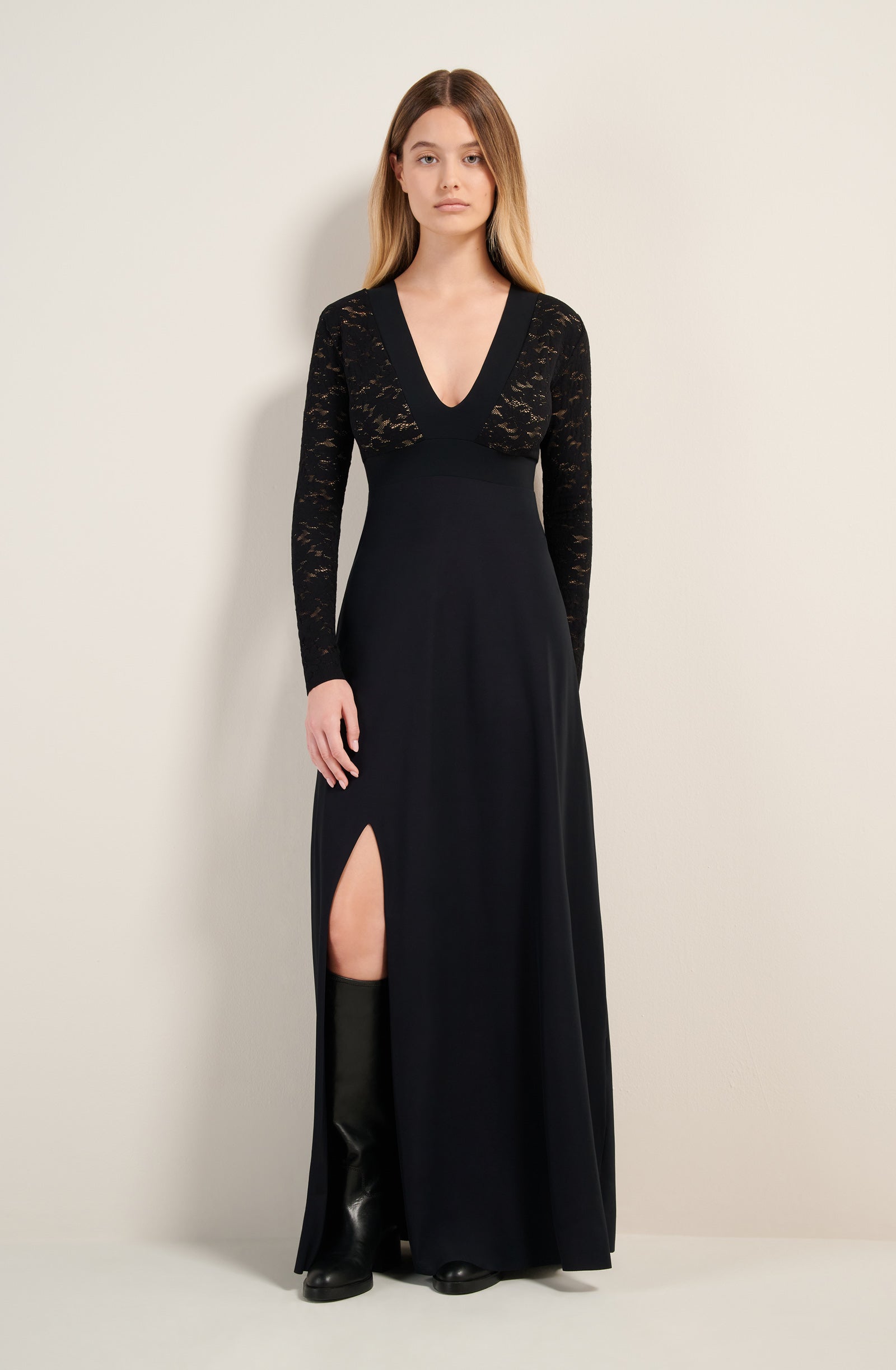 vanao Robe longue en dentelle noire