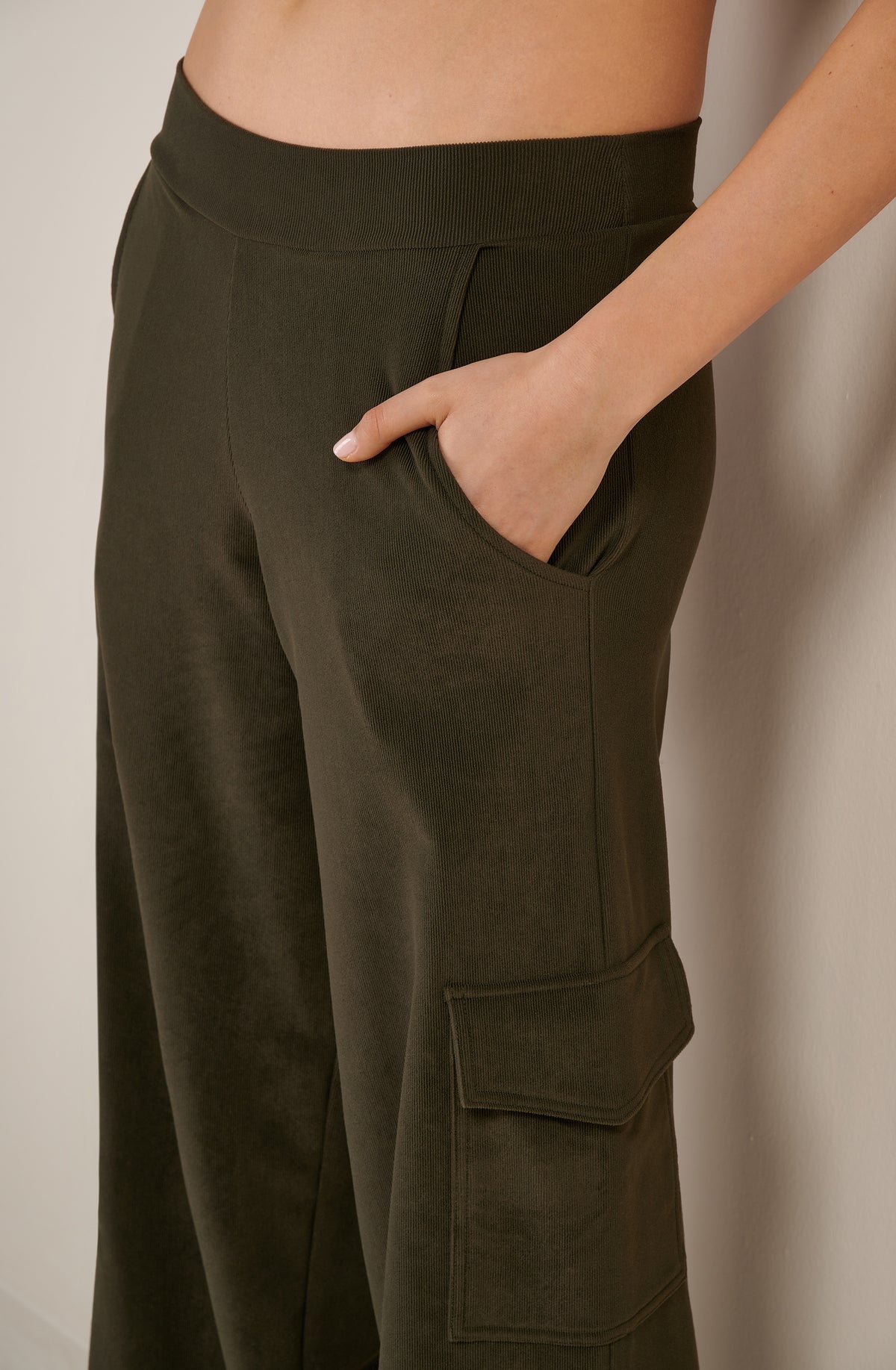 parana pantalon cargo kaki en velour cotele