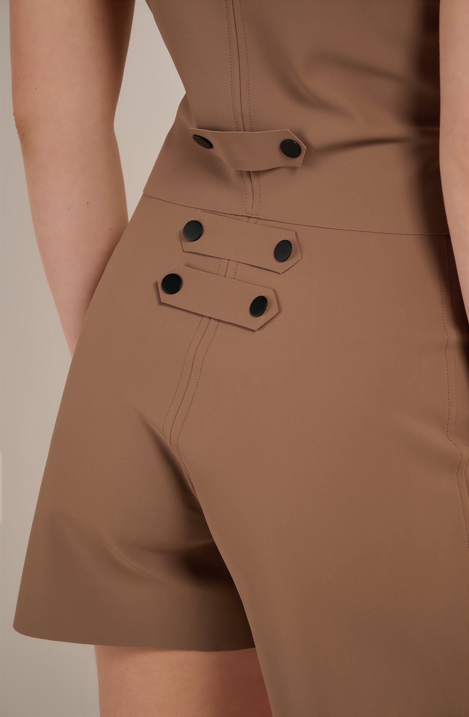 steban Short taille haute taupe