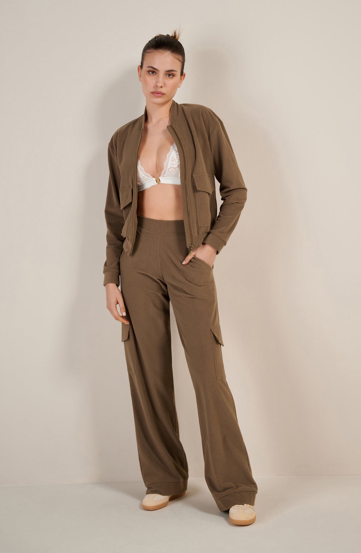 vaea bomber taupe en velours cotele