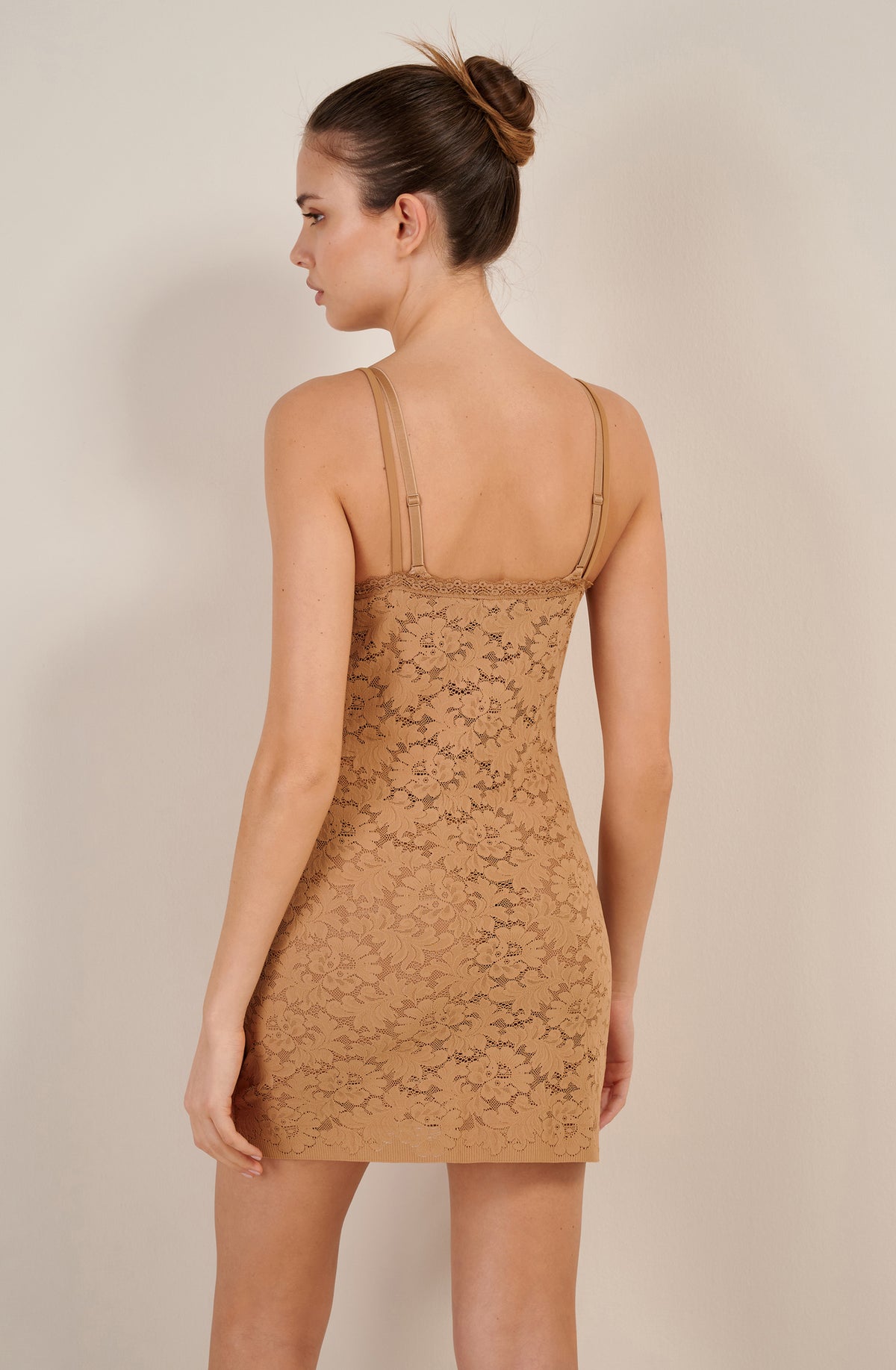wajia Tunique biscuit en dentelle